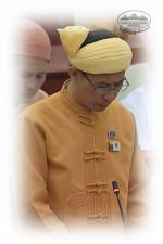 ဦးစိုင်းသန့်ဇင် (သီပေါ)